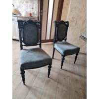 Стулья антик. Цена за один. 4 в наличии.