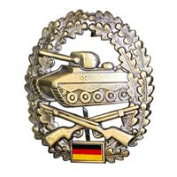 Бундесвер (Вооруженные силы Германии) Металлическая кокарда на берет - МОТОПЕХОТНЫЕ ЧАСТИ 5,4 \ 4,6 см