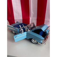 Модель авто 1:18 Chevrolet Bel Air 1957 motormax