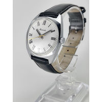 Часы "РАКЕТА" механические.