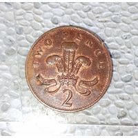 2 пенса 1985 года Великобритания. Королева Елизавета 2. Красивая монета!