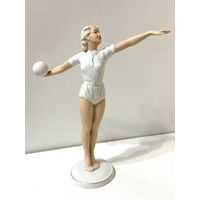 Гимнастка с мячом. Германия 1950-е гг. С РУБЛЯ