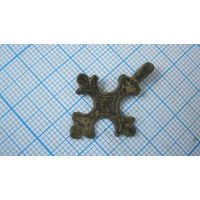 Крестик старинный, нательный. Бронза, литье.