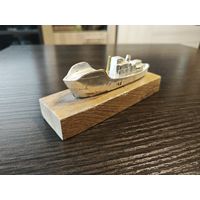 Сувенир корабль китобоец СССР Аукцион 10 дней старт с 1 бел. руб.