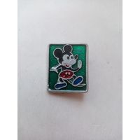 ЗНАЧОК МИККИ МАУС (4)