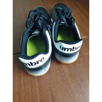 Бампы, футзалки UMBRO