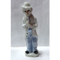 Статуэтка фарфоровая "Клоун" 80-90-е годы Европа. Высота 20 см.