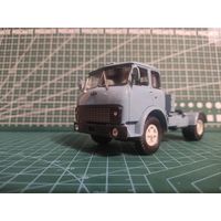 Масштабная модель МАЗ-504В Седельный тягач Масштаб 1/43 Наш автопром