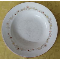 Тарелка. Будянский фаянсовый завод - Серп и Молот (Буды). 1957-1965 гг