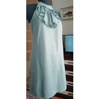 Стильное платье из нежного шелка серого цвета, на подкладке, 44 - 46 размера, фирменное.Длинна платья 86см