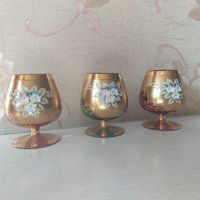 Бокалы с лепным декором