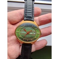 Часы наручные чайка ссср, позолота ау10, на ходу, не с рубля, распродажа коллекции