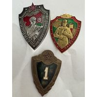 Старший погранотряда.цена за все.