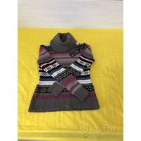 Свитер новый р. 42-44