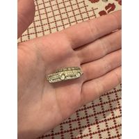 LADA 21021 ЗНАЧОК С РУБЛЯ