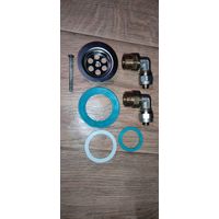 Угольник с наружной резьбой 1/2*16 фитинг + чашка с винтом и прокладками