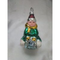 Мальчик на санках.Каталог.