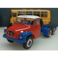 TATRA 138