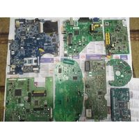 Платы, радиодетали на платах.