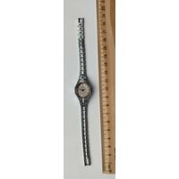 " Луч ". Механические. Женские с браслетом.