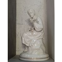 Девушка с венком.Старый Минск, круглое самое первое клеймо.