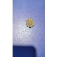 Католический медальон