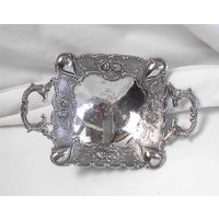 Конфетница Орешница 21 х 14 см Серебрение