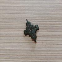 Старинный крестик энколпион одна створка с креплением Владимирский тип