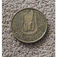 Мадагаскар 10 франков, 1953