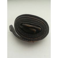 Ремень брючный. Размер 115 см. длина, 2.5 см. ширина.