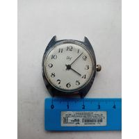 ЧАСЫ СВЕТ СССР (411004)