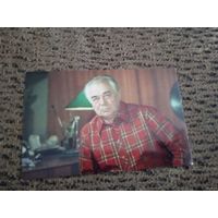 Актер М. КУЗНЕЦОВ.