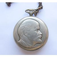 Все лоты с рубля.Часы карманные Молния,Ленин,тикают,не частые