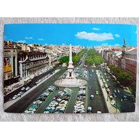 Португалия, Лиссабон. Площадь Реставрации и проспект Свободы