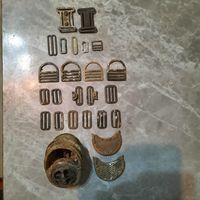 Фурнитура к немецкому противогазу одним лотом