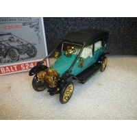 Модель авто РУССОБАЛТ С24-40. А-22. 1:43. СССР.