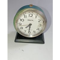 Мини будильник Ракета . С рубля .