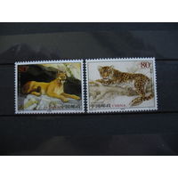 Китай, КНР. Хищные кошачьи. 2 марки, полная серия. 2005 г.  см. условие.