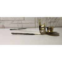 Пара подсвечников