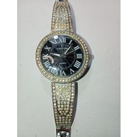Часы кварцевые  CARTIER