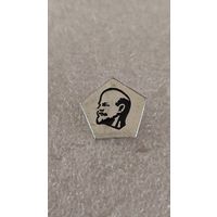 Значек знак Ленин,200 лотов с 1 рубля!!!