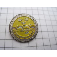 Шведский знак "За 200 метров в плавании" с рубля!