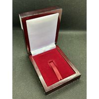 Футляр из дерева для золотого слитка 1 гр.