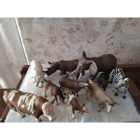 ФИГУРКИ  ЖИВОТНЫХ ШЛЯЙХ(ГЕРМАНИЯ)  одним лотом