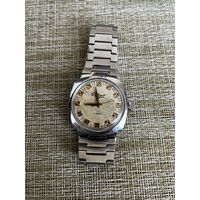 Советские наручные часы Полёт с браслетом.