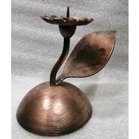 Подсвечник цветок. Омеднённый силумин. .