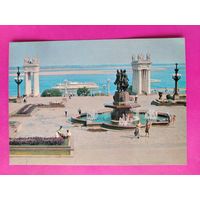 Волгоград. Центральная набережная. Чистая. 1981 года. Фото Алексеева. 2483.