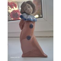Фарфоровая статуэтка Пьеро