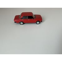 Автолегенда ВАЗ-2105 (Жигули).