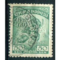 Индонезия - 1953г. - день матери - 1 марка - полная серия, гашёная [Mi 119]. #4-W2-125-A-1